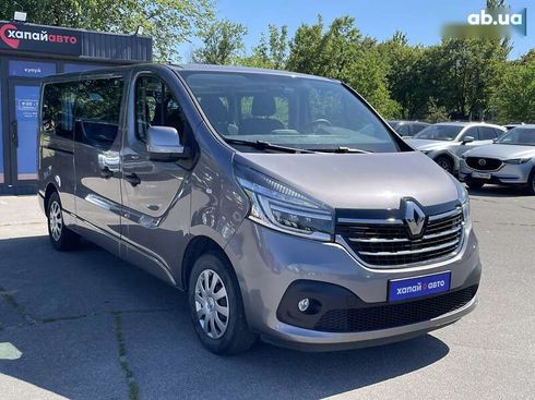Renault Trafic 2019 - фото 4