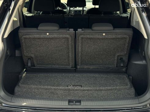 Volkswagen Tiguan 2019 черный - фото 35