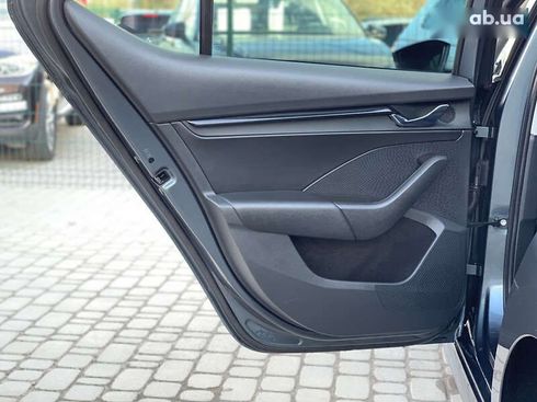 Skoda Octavia 2020 - фото 27