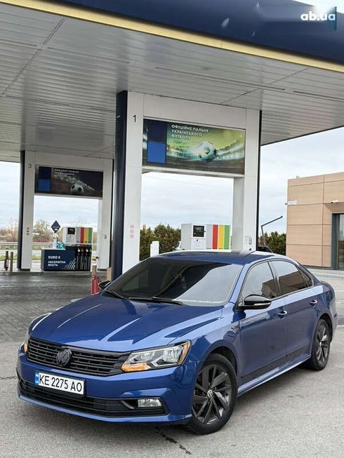 Volkswagen Passat 2017 - фото 8