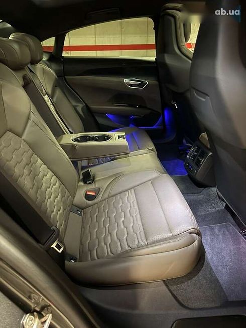 Audi E-Tron 2021 - фото 14