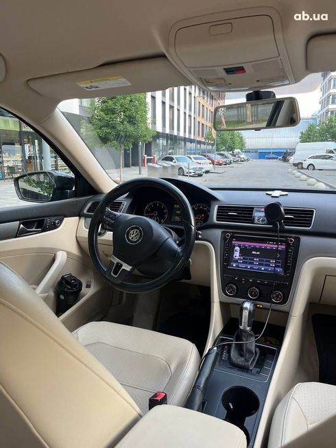 Volkswagen Passat 2014 черный - фото 4