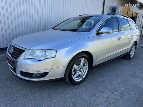 Volkswagen Passat 2010 - фото 2