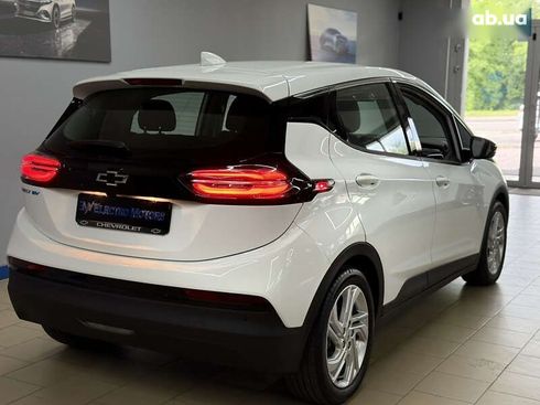 Chevrolet Bolt 2023 - фото 11