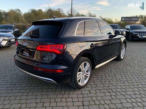 Audi Q5 2018 - фото 7