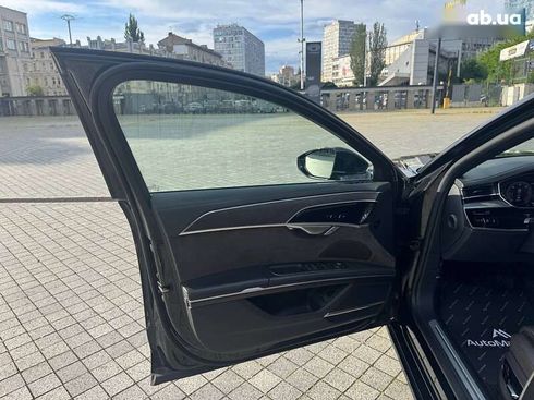 Audi A8 2021 - фото 13