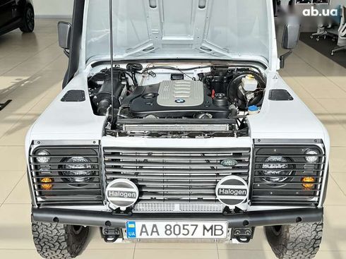 Land Rover Defender 1997 - фото 5