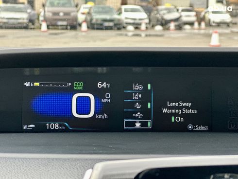 Toyota Prius 2019 серый - фото 17