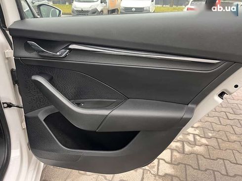 Skoda Octavia 2021 - фото 28