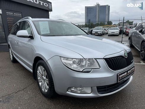 Skoda Superb 2011 - фото 4