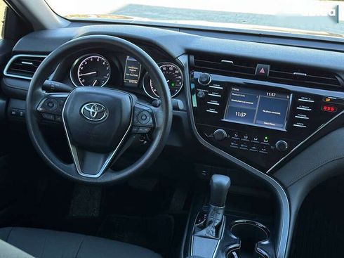 Toyota Camry 2018 - фото 14