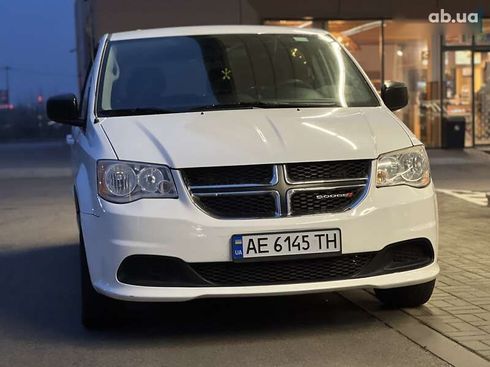 Dodge grand caravan 2017 - фото 16