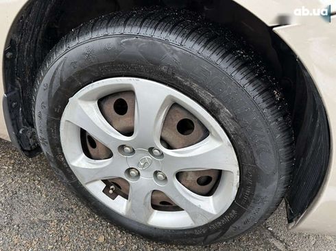 Hyundai Accent 2013 - фото 13