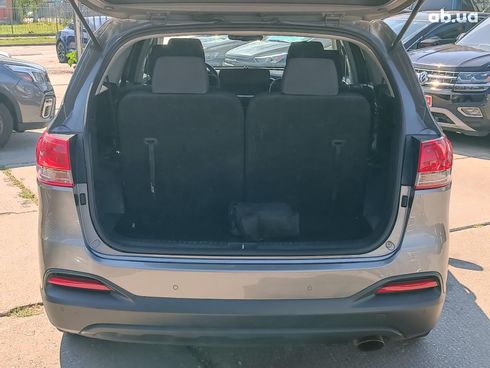 Kia Sorento 2015 серый - фото 13