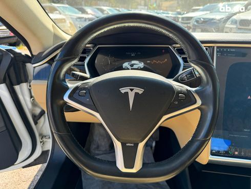 Tesla Model S 2013 белый - фото 33