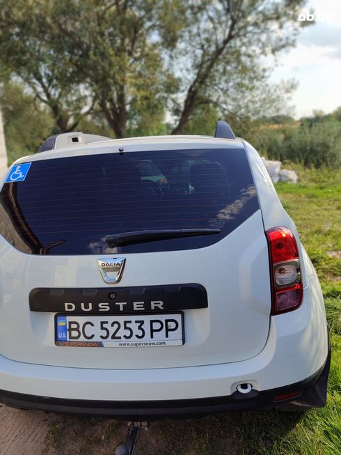 Dacia Duster 2016 белый - фото 19