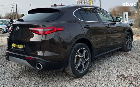 Alfa Romeo Stelvio 2017 - фото 7