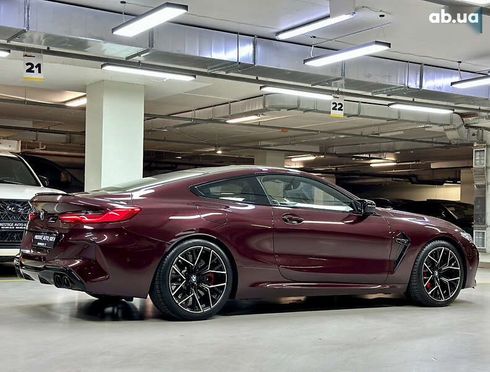 BMW M8 2022 - фото 17