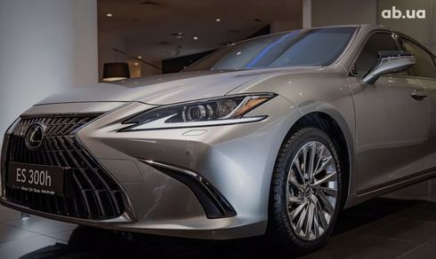 Lexus ES 2023 - фото 3