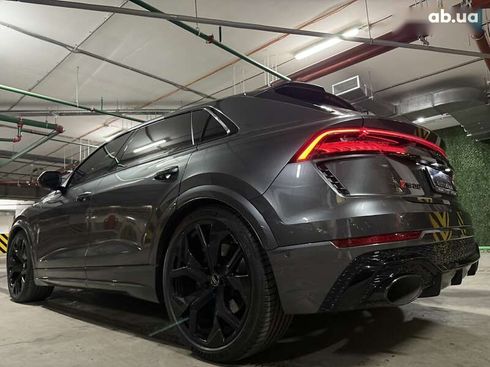 Audi RS Q8 2020 - фото 11