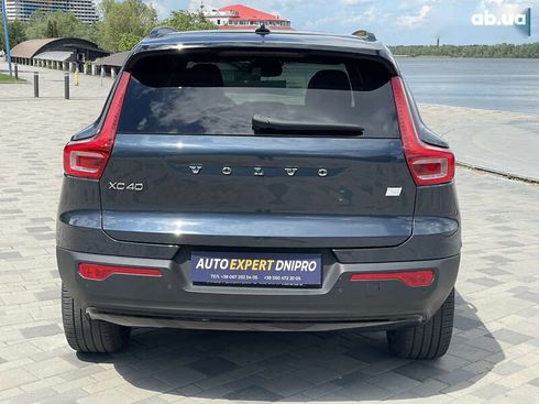 Volvo XC40 2021 - фото 19