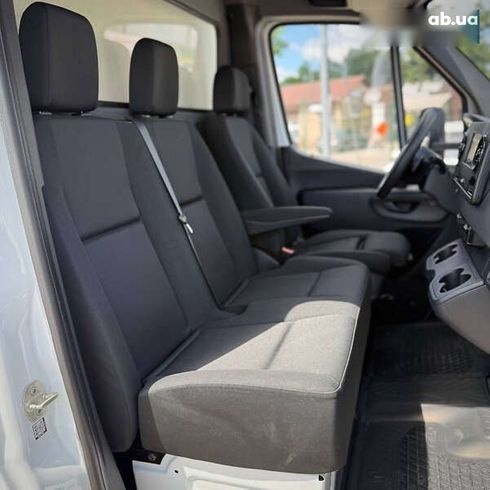 Mercedes-Benz Sprinter 2020 - фото 26