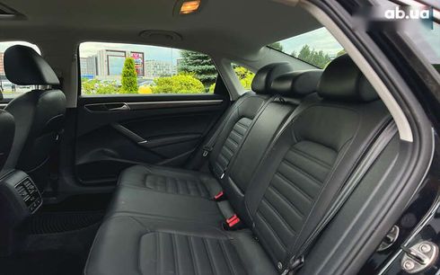 Volkswagen Passat 2017 - фото 11