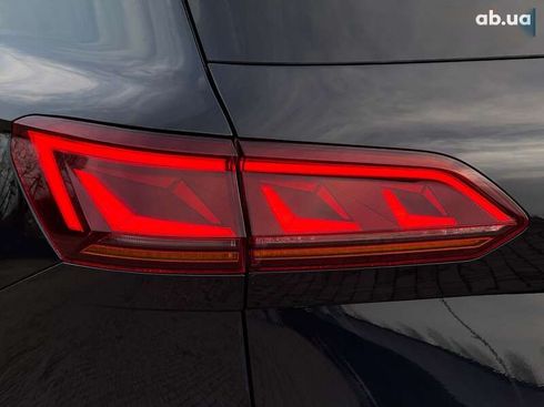 Volkswagen Touareg 2022 - фото 22