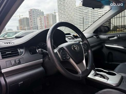 Toyota Camry 2013 - фото 10