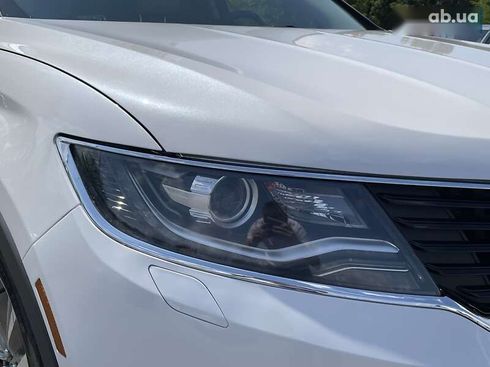 Lincoln MKX 2017 - фото 5