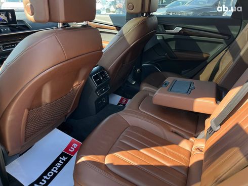 Audi Q5 2019 белый - фото 44