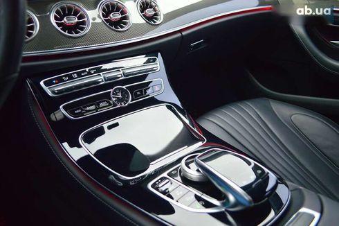 Mercedes-Benz CLS-Класс 2019 - фото 29
