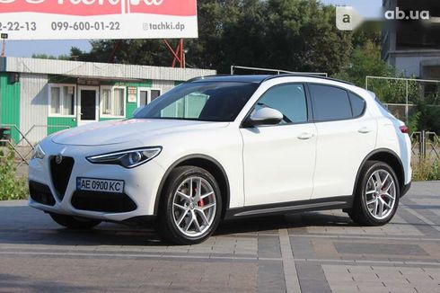 Alfa Romeo Stelvio 2018 - фото 3