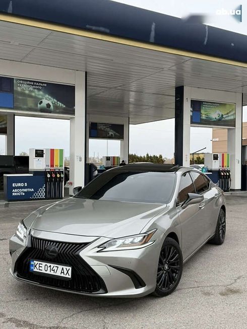 Lexus ES 2021 - фото 8