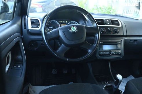 Skoda Fabia 2009 - фото 29