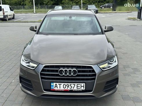 Audi Q3 2016 - фото 12