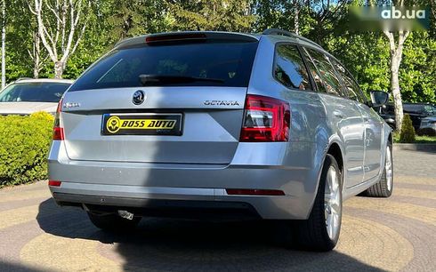 Skoda Octavia 2018 - фото 7