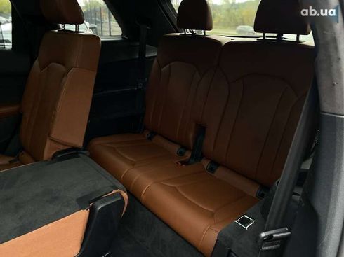 Audi Q7 2017 - фото 25