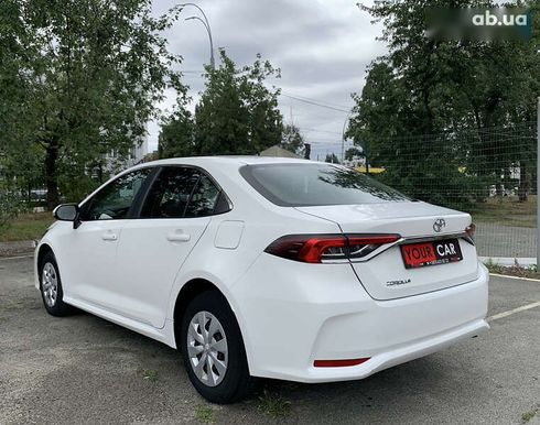 Toyota Corolla 2020 - фото 18