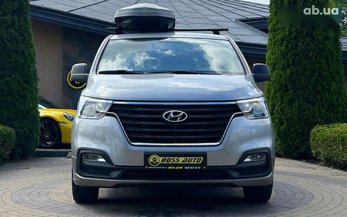 Hyundai H-1 2020 - фото 2