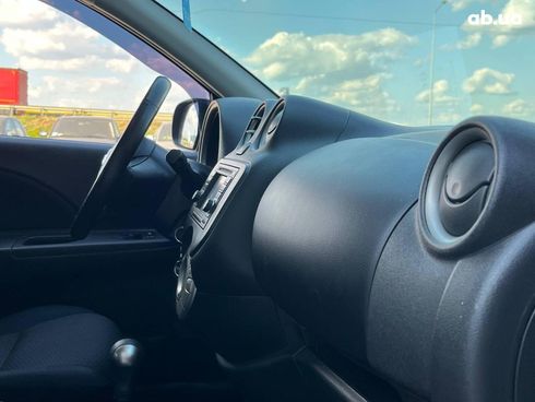Nissan Micra 2010 фиолетовый - фото 15