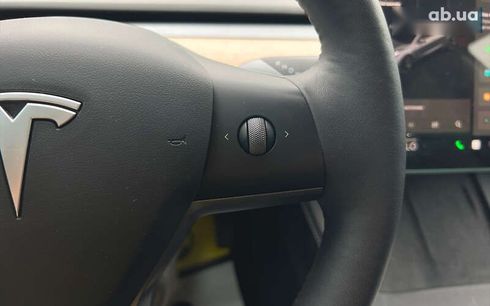 Tesla Model 3 2021 - фото 17