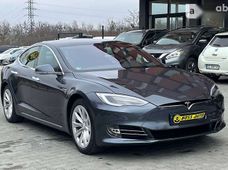 Продаж вживаних Tesla Model S 2018 року в Чернівцях - купити на Автобазарі