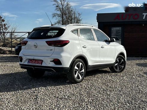 MG ZS EV 2022 - фото 18