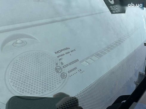 Dodge grand caravan 2017 - фото 11