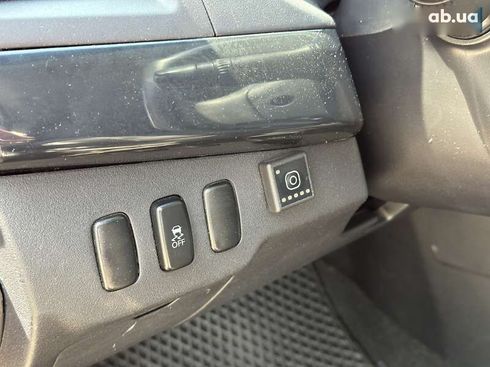 Mitsubishi Lancer 2016 - фото 15