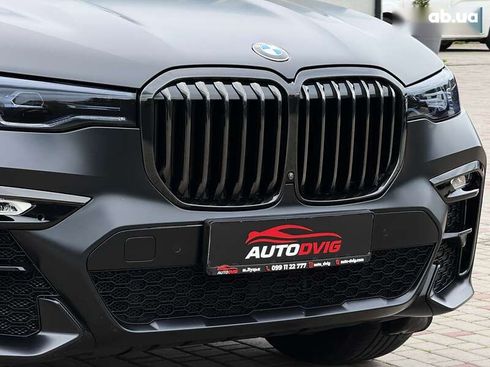 BMW X7 2021 - фото 17