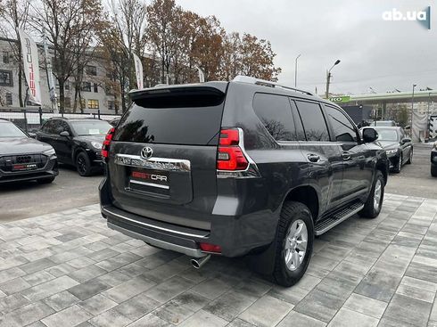 Toyota Land Cruiser Prado 2020 - фото 14