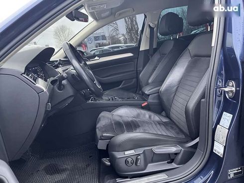 Volkswagen Passat 2017 - фото 12