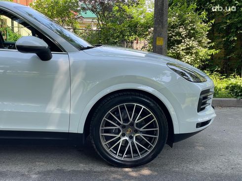 Porsche Cayenne 2021 белый - фото 4